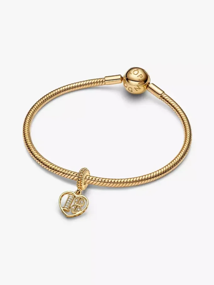 18th Celebration Dangle Charm, 14-karätig vergoldet 18th Celebration Dangle Charm, 14-karätig vergoldet