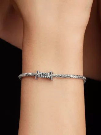 Amour-Charm mit Schriftzug aus Sterlingsilber