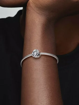 April Clear Eternity Circle Charm aus Sterlingsilber