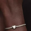 Armband mit facettierter Snake Chain und Herzverschluss aus Sterlingsilber Armband mit facettierter Snake Chain und Herzverschluss aus Sterlingsilber