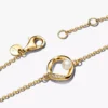 Armbänder mit organisch geformtem Pavé-Kreis und behandelter Süßwasserzuchtperle, 14-karätige Vergoldung Armbänder mit organisch geformtem Pavé-Kreis und behandelter Süßwasserzuchtperle, 14-karätige Vergoldung
