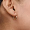 Asymmetrische Herz-Ohrringe, 14 Karat vergoldet Asymmetrische Herz-Ohrringe, 14 Karat vergoldet