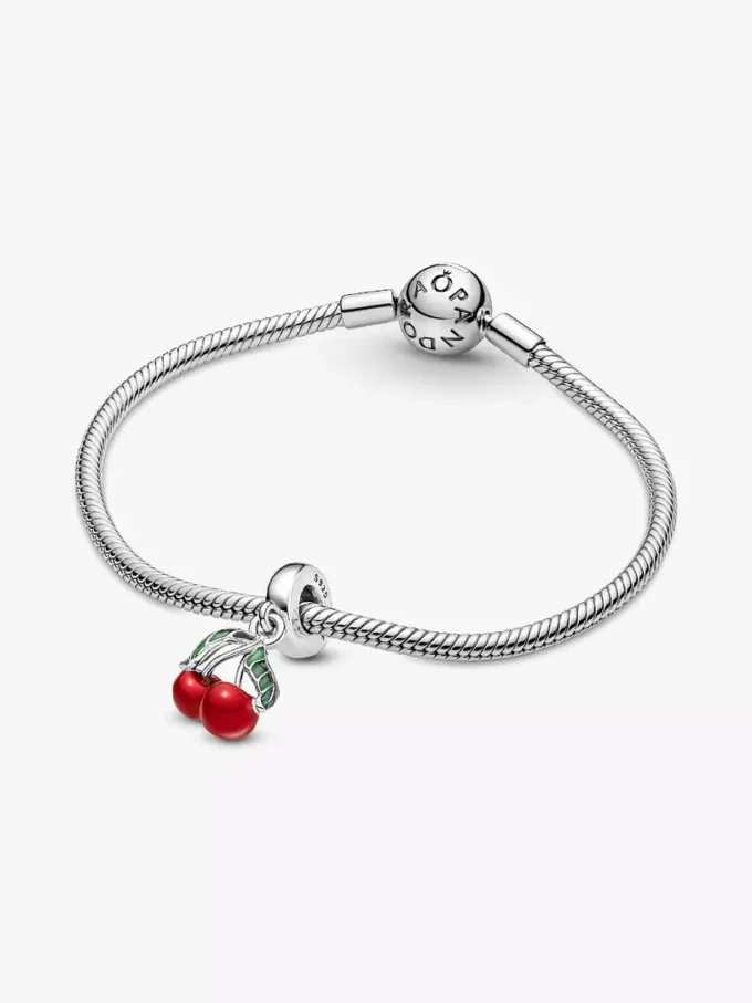 Asymmetrischer Dangle Charm mit Kirschen aus Sterlingsilber Asymmetrischer Dangle Charm mit Kirschen aus Sterlingsilber