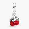 Asymmetrischer Dangle Charm mit Kirschen aus Sterlingsilber Asymmetrischer Dangle Charm mit Kirschen aus Sterlingsilber