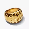 Auffälliger Ring mit Wellenmuster, 14-karätig vergoldet Auffälliger Ring mit Wellenmuster, 14-karätig vergoldet