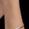 Bangle aus Sterlingsilber in organischer Form Bangle aus Sterlingsilber in organischer Form