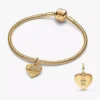 „Be Love“ gravierbares goldenes Herz-Charm-Armband-Set, 2er-Set „Be Love“ gravierbares goldenes Herz-Charm-Armband-Set, 2er-Set