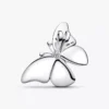 Überdimensionaler Schmetterlings-Charm aus Sterlingsilber Überdimensionaler Schmetterlings-Charm aus Sterlingsilber