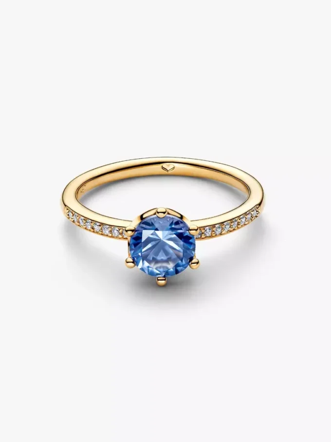 Blauer funkelnder Kronen-Solitärring, 14-karätig vergoldet Blauer funkelnder Kronen-Solitärring, 14-karätig vergoldet