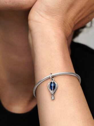 Blauer Heißluftballon-Reise-Charm – Sterlingsilber