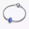 Blauer Mini-Murano Glass Charm aus Sterlingsilber Blauer Mini-Murano Glass Charm aus Sterlingsilber