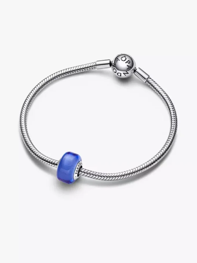 Blauer Mini-Murano Glass Charm aus Sterlingsilber Blauer Mini-Murano Glass Charm aus Sterlingsilber