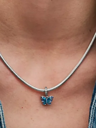 Blauer Murano Glass-Schmetterling-Dangle Charm aus Sterlingsilber Blauer Murano Glass-Schmetterling-Dangle Charm aus Sterlingsilber