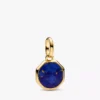 Blaues, gravierbares Mini-Medaillon-Charm, 14-karätig vergoldet Blaues, gravierbares Mini-Medaillon-Charm, 14-karätig vergoldet