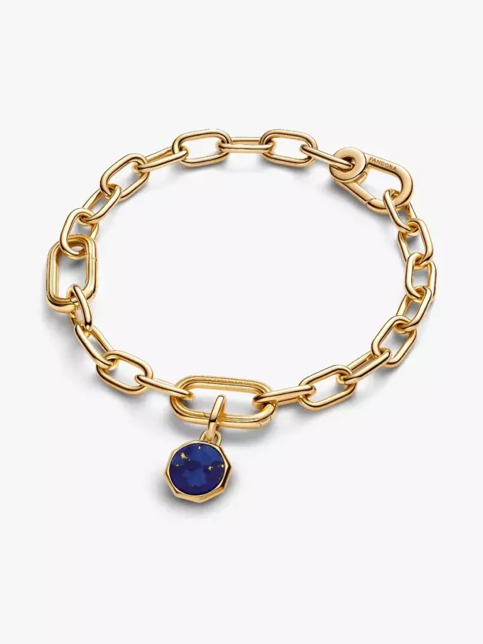 Blaues, gravierbares Mini-Medaillon-Charm, 14-karätig vergoldet Blaues, gravierbares Mini-Medaillon-Charm, 14-karätig vergoldet