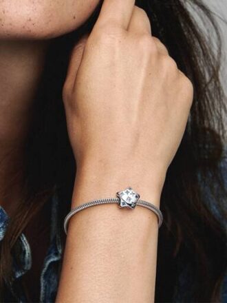 Bold Sparkling Star Charm – Sterlingsilber Bold Sparkling Star Charm – Sterlingsilber