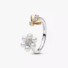 Bridgerton-Biene & behandelte Süßwasser-Zuchtperle in Blumenform, offener Ring aus Sterlingsilber, 14 Karat vergoldet Bridgerton-Biene & behandelte Süßwasser-Zuchtperle in Blumenform, offener Ring aus Sterlingsilber, 14 Karat vergoldet