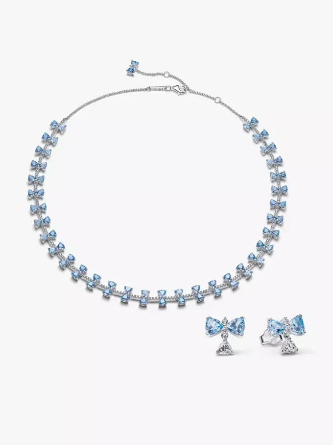 Bridgerton-Set aus blauer Schleifen-Halskette und Ohrringen, 2er-Set Bridgerton-Set aus blauer Schleifen-Halskette und Ohrringen, 2er-Set