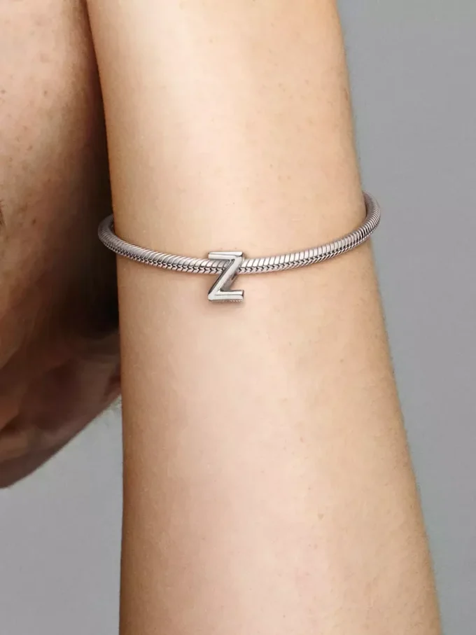 Buchstabe Z Alphabet-Charm aus Sterlingsilber Buchstabe Z Alphabet-Charm aus Sterlingsilber