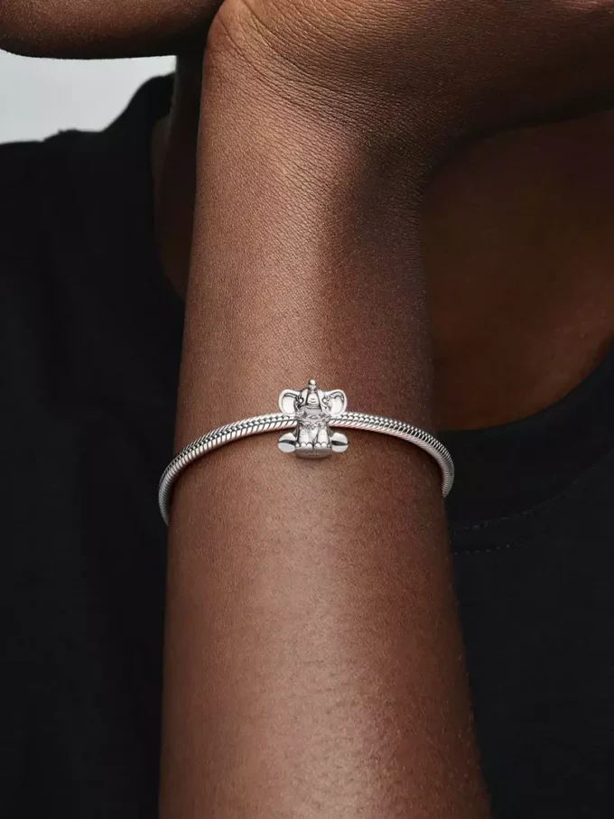 Charm „Ellie, die Elefantin“ aus Sterlingsilber Charm „Ellie, die Elefantin“ aus Sterlingsilber