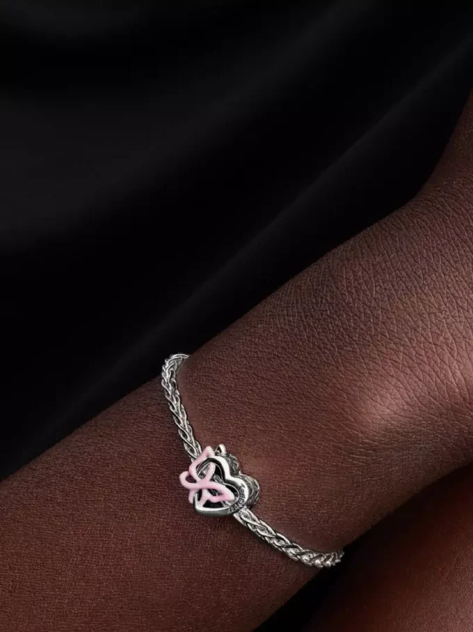 Charm „Entwined Heart & Butterfly“ aus Sterlingsilber Charm „Entwined Heart & Butterfly“ aus Sterlingsilber
