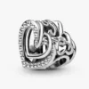 Charm „Sparkling Entwined Hearts“ aus Sterlingsilber Charm „Sparkling Entwined Hearts“ aus Sterlingsilber