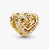 Charm „Sparkling Entwined Hearts“ mit 14-karätiger Vergoldung Charm „Sparkling Entwined Hearts“ mit 14-karätiger Vergoldung