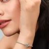Charm „Unendlichkeitsknoten“ aus Sterlingsilber Charm „Unendlichkeitsknoten“ aus Sterlingsilber