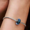 Charm „Wavy Dark Blue Murano Glass Ocean“ aus Sterlingsilber Charm „Wavy Dark Blue Murano Glass Ocean“ aus Sterlingsilber