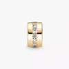Clip Charm „Clear Sparkling Row“ aus 14-karätigem Gold Clip Charm „Clear Sparkling Row“ aus 14-karätigem Gold