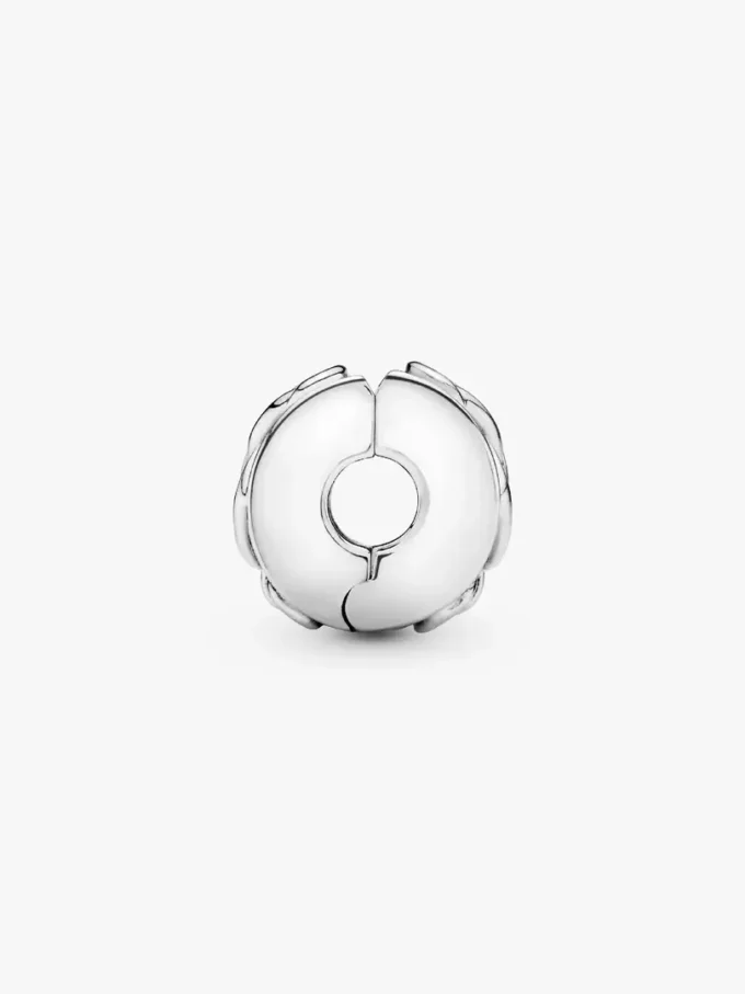 Clip Charm „Geknotete Herzen“ aus Sterlingsilber Clip Charm „Geknotete Herzen“ aus Sterlingsilber