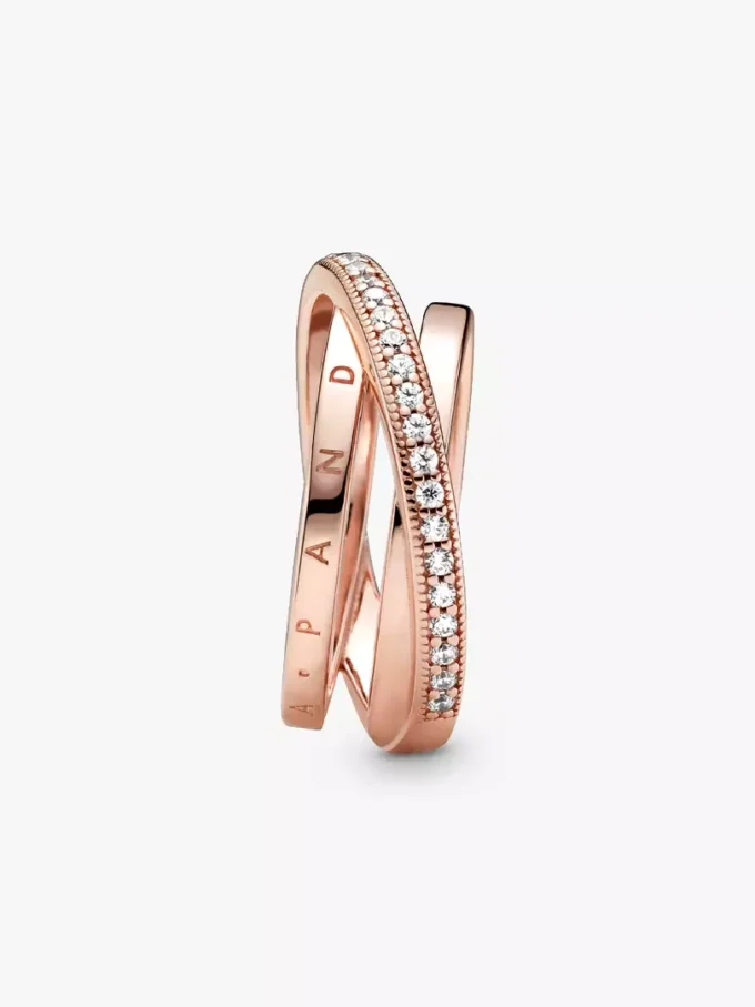 Crossover Pavé Dreifachring, 14 Karat Roségold-Beschichtung Crossover Pavé Dreifachring, 14 Karat Roségold-Beschichtung