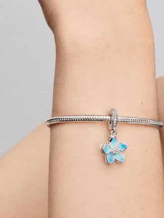 Dangle Charm „Blue Blossom“ aus Sterlingsilber