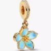 Dangle Charm „Blue Blossom“ mit 14-karätiger Vergoldung Dangle Charm „Blue Blossom“ mit 14-karätiger Vergoldung