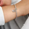 Dangle Charm „Family Infinity“ aus Sterlingsilber Dangle Charm „Family Infinity“ aus Sterlingsilber
