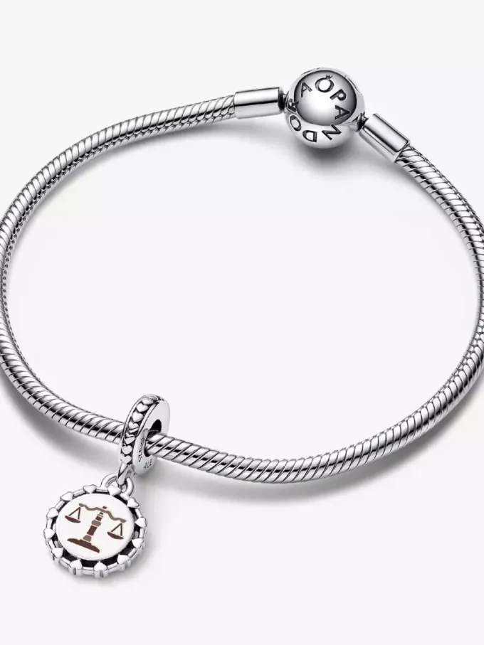 Dangle Charm „Lawyer“ aus Sterlingsilber Dangle Charm „Lawyer“ aus Sterlingsilber