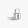 Dangle Charm mit Vorhängeschloss und Schlüssel aus Sterlingsilber Dangle Charm mit Vorhängeschloss und Schlüssel aus Sterlingsilber