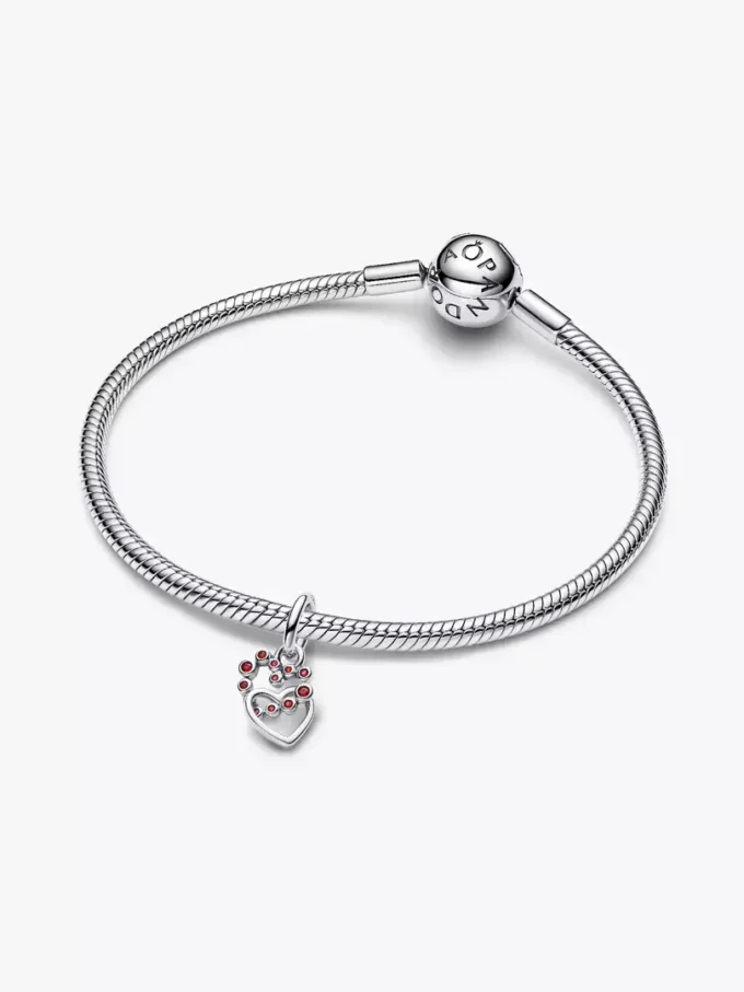 Dangle Charm „Verbundene Herzen & rote Steine“ aus Sterlingsilber Dangle Charm „Verbundene Herzen & rote Steine“ aus Sterlingsilber