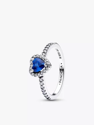 Edler Ring mit herzförmigem Anhänger in Prinzessblau aus Sterlingsilber