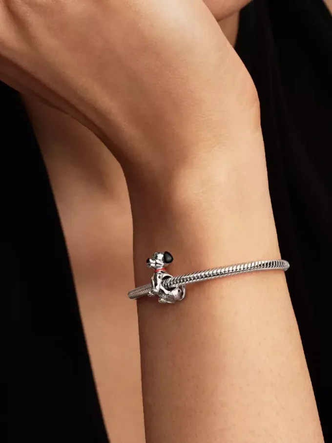 Disney 101 Dalmatiner Charm aus Sterlingsilber Disney 101 Dalmatiner Charm aus Sterlingsilber