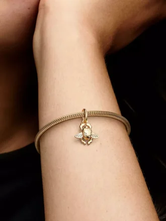 Disney Aladdin Skarabäus-Dangle Charm, 14 Karat vergoldet