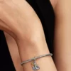 Disney Aristocats Duchess & Kätzchen-Dangle Charm aus Sterlingsilber, 14-karätig vergoldet Disney Aristocats Duchess & Kätzchen-Dangle Charm aus Sterlingsilber, 14-karätig vergoldet