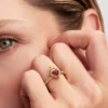 Disney-Bösewichte: Ring „Böse Königin“ mit 14-karätiger Vergoldung Disney-Bösewichte: Ring „Böse Königin“ mit 14-karätiger Vergoldung