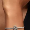 Disney Donald Duck Openwork Charm aus Sterlingsilber Disney Donald Duck Openwork Charm aus Sterlingsilber