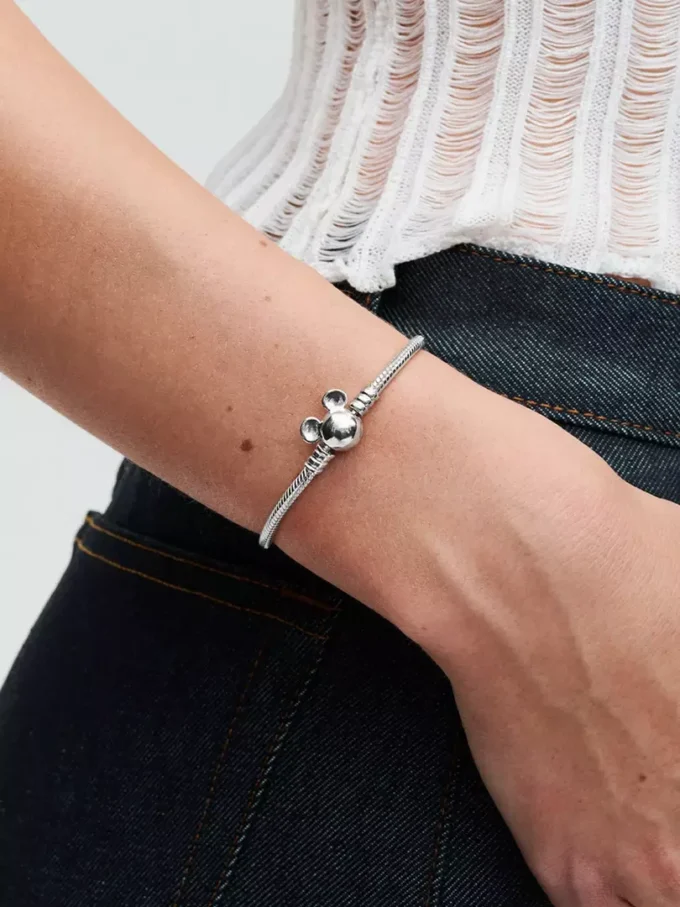 Disney Mickey Mouse Clasp Moments Snake Chain Armband aus Sterlingsilber Disney Mickey Mouse Clasp Moments Snake Chain Armband aus Sterlingsilber