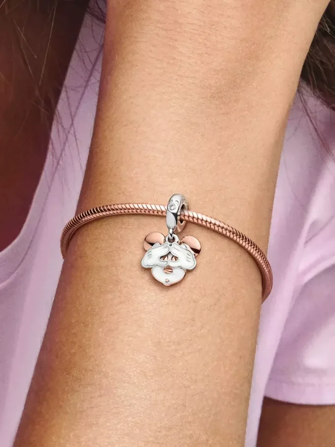 Disney Mickey Mouse Dangle Charm aus Sterlingsilber, 14 Karat Roségold-Beschichtung Disney Mickey Mouse Dangle Charm aus Sterlingsilber, 14 Karat Roségold-Beschichtung