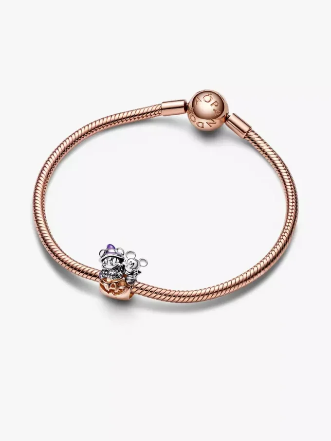 Disney Mickey Mouse & Minnie Mouse Halloween-Kürbis-Charm aus Sterlingsilber, 14 Karat Roségold-Beschichtung Disney Mickey Mouse & Minnie Mouse Halloween-Kürbis-Charm aus Sterlingsilber, 14 Karat Roségold-Beschichtung