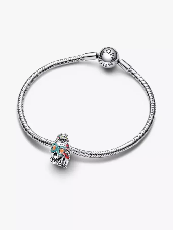 Disney Pixar Coco Miguel & Dante Totenkopf-Charm aus Sterlingsilber, der im Dunkeln leuchtet Disney Pixar Coco Miguel & Dante Totenkopf-Charm aus Sterlingsilber, der im Dunkeln leuchtet