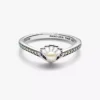 Disney-Prinzessin Arielle Muschel-Ring mit behandelter Süßwasserzuchtperle aus Sterlingsilber Disney-Prinzessin Arielle Muschel-Ring mit behandelter Süßwasserzuchtperle aus Sterlingsilber