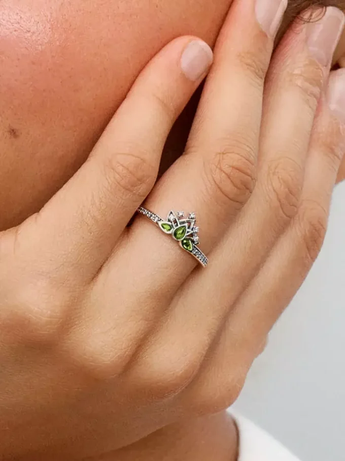 Disney-Prinzessin-Tiana-Tiara-Ring aus Sterlingsilber Disney-Prinzessin-Tiana-Tiara-Ring aus Sterlingsilber
